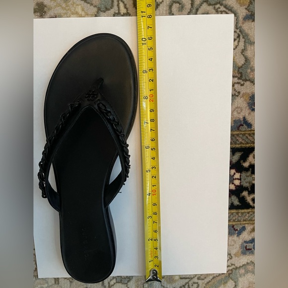 Tory Burch Everly Chain Thong - Black 8.5 New In Box - Picture 5 of 5